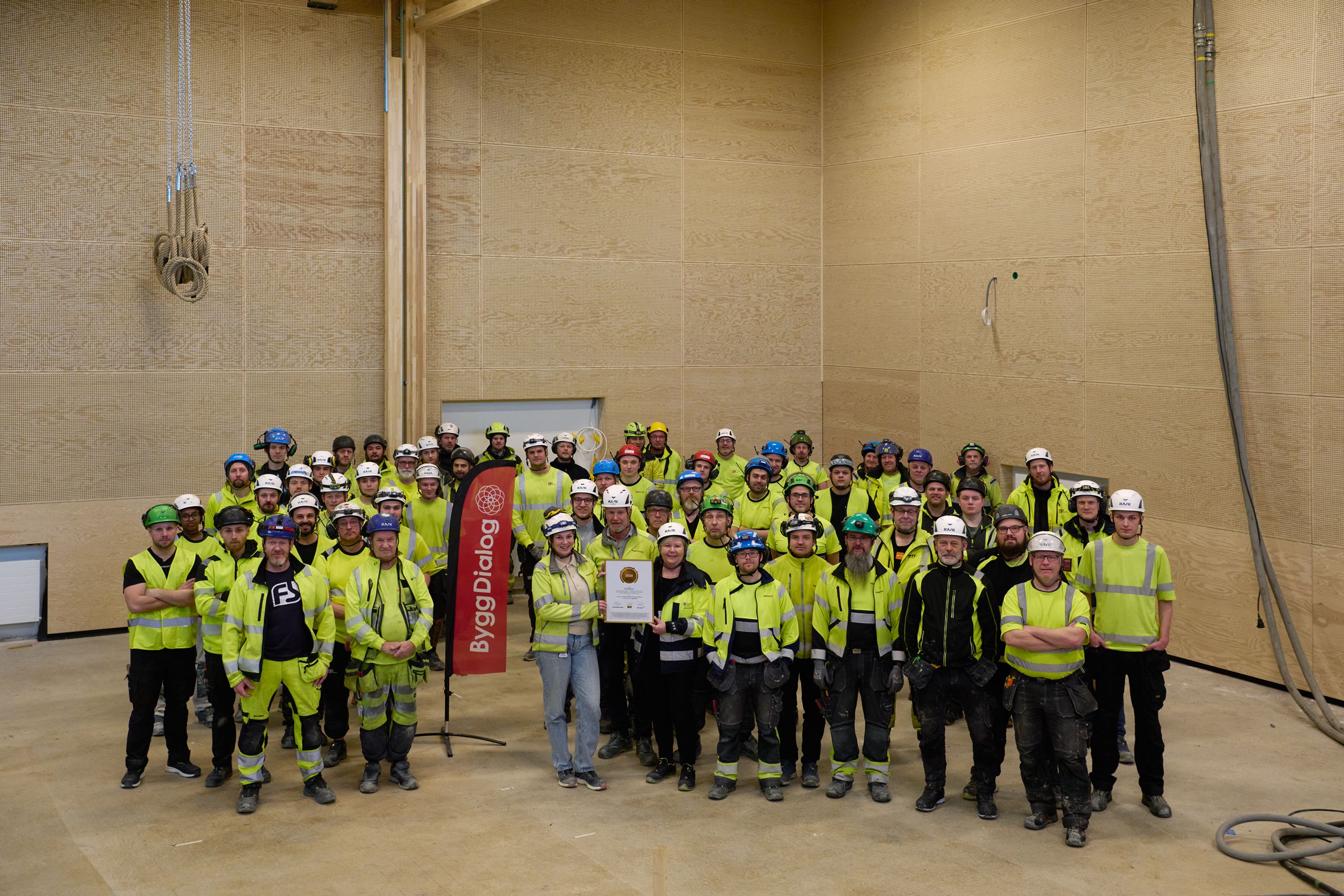 Hela projektgänget i Åkeredsskolan med PQi-utmärkelsen