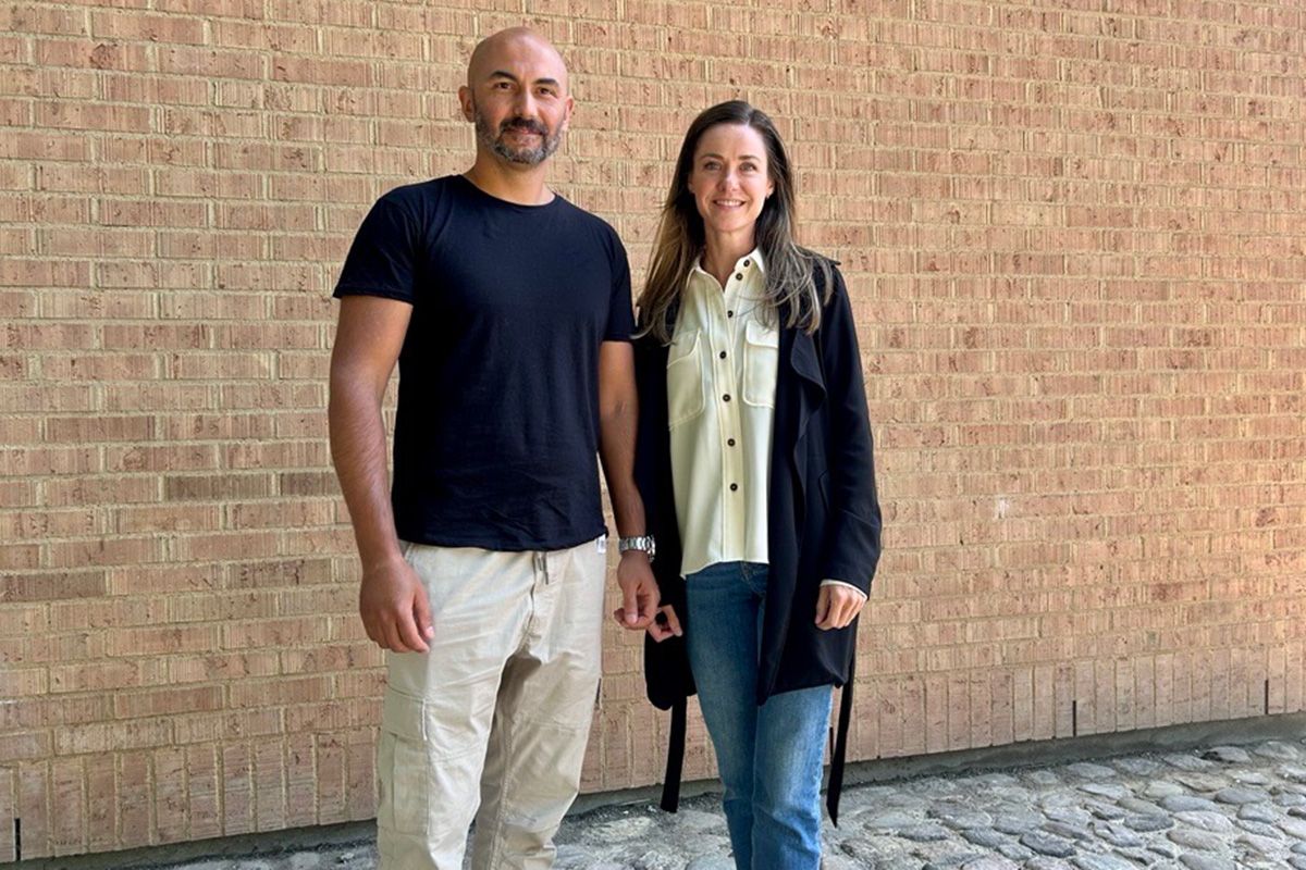 Omer Zvizdić, byggprojektledare på VFAB och Ellinor Johansson, projektchef på ByggDialog. 