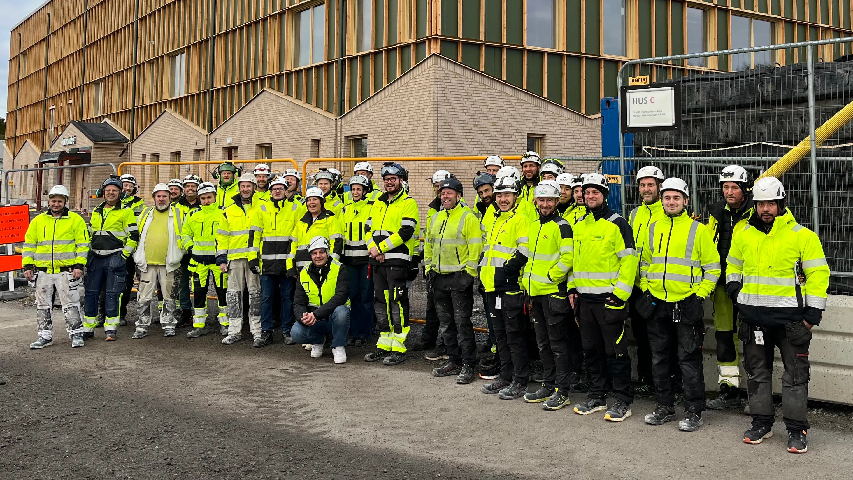 Projektgruppen i Sanduddens skola byggd i partnering