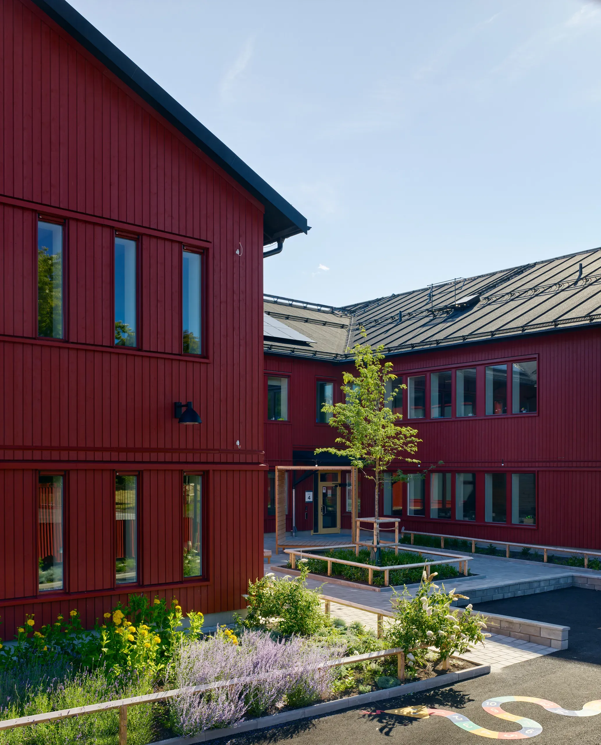 Innergård Åkeredsskolan i Västra Frölunda 